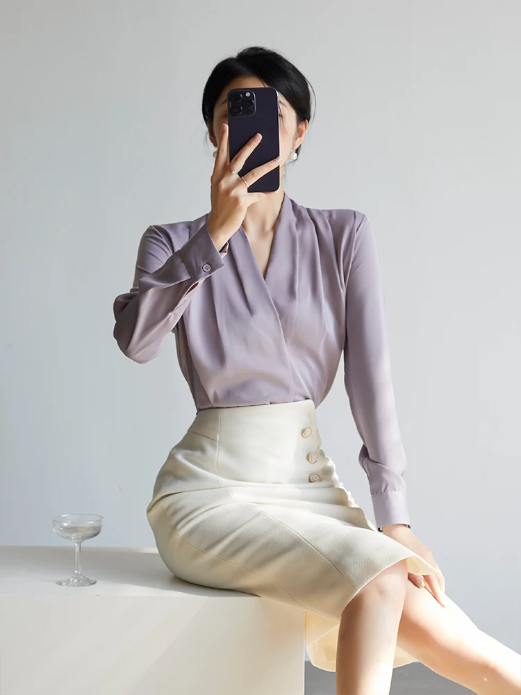 

CTTAl Long Sve Satin Purple irt Women's Loose V-Ne Commute Profional Top Faionable Ele Busin Casual