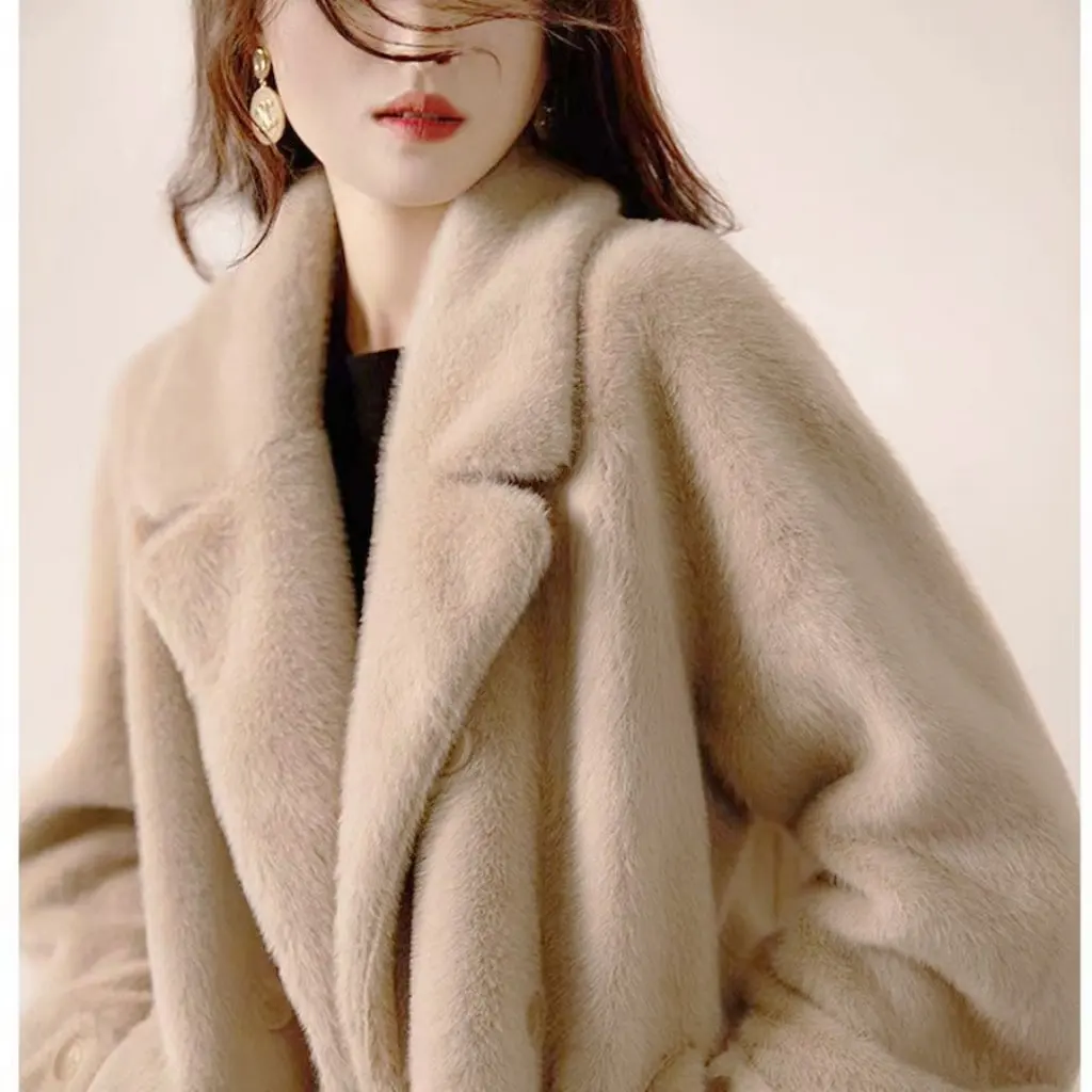 

Women's European Mink Imitation Fur Outwear One-Piece Loose Fit Versatile Extra Long Top Quality Fashion Outerwear
