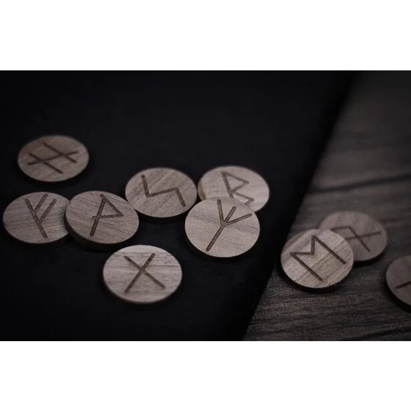 

Runic by Liam Montier and Kaymar Magic Card Magia and Trick Decks Close up Magic Gimmick Illusions Magician Mentalism Prediction