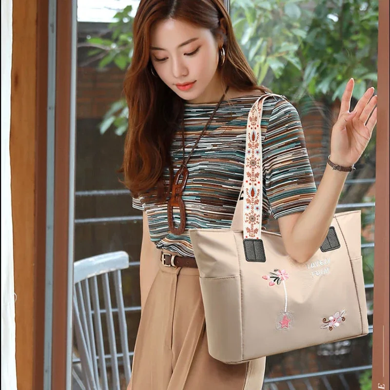 Waterproof Oxford Handbag Shoulder Bags for Women Shopper Tote Bag Large Capacity Luxury Embroidery Ladies Handbags Shopping Bag