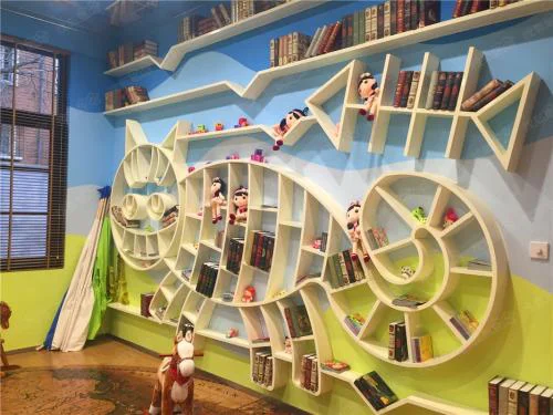 Huibenguan kindergarten school children's room bookshelf animal shape wall hanging shelf wall decoration sales