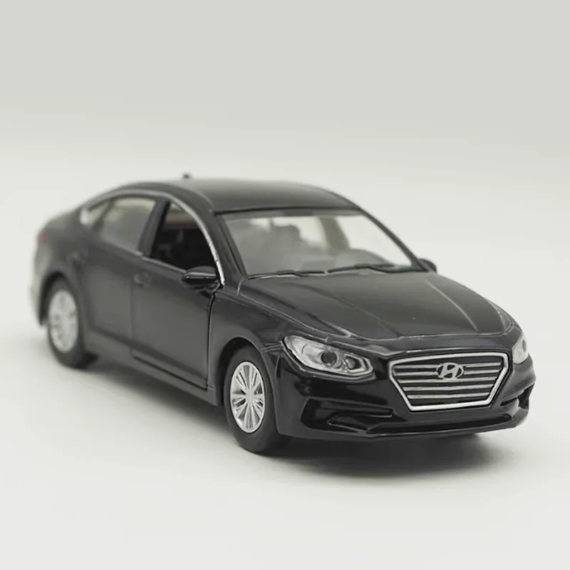 Bulk Diecast 1: 38 Schaal Grandeur 2018 Legering Trek Auto Model Afgewerkt Simulatie Volwassen Collectie Decoratie Jongen Gift Display