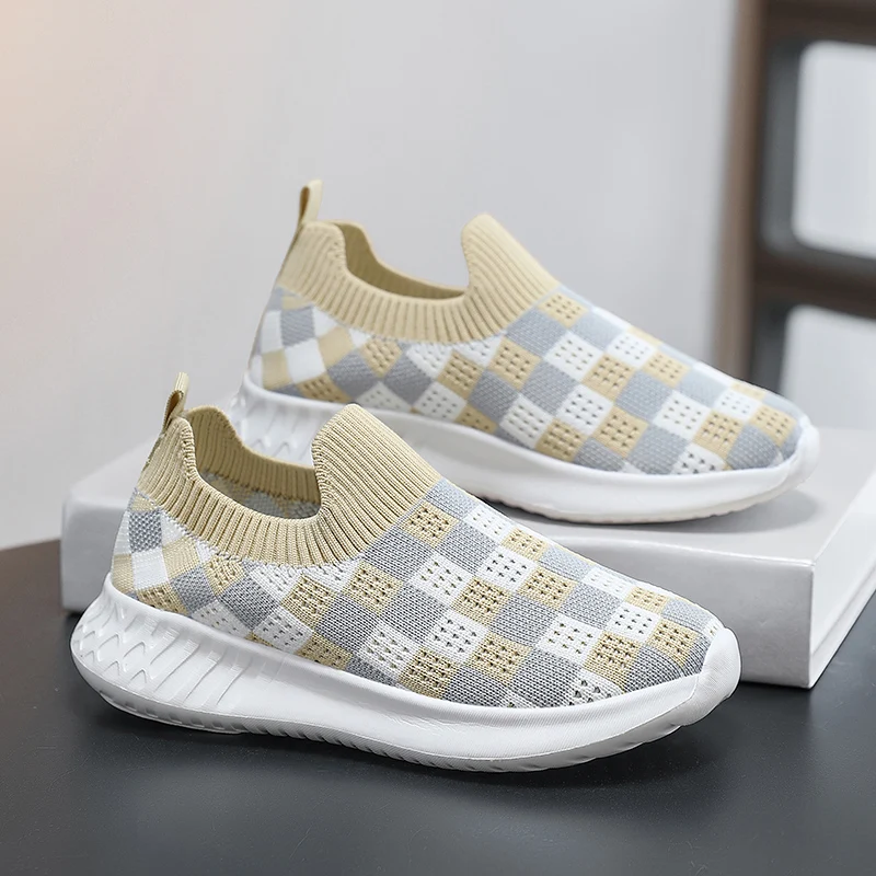 

Winter Warm Kids Sports Shoes, Soft Lined Upper for Downtown Shopping, Square Running and Brief Cold Day Outdoor Kid Games
