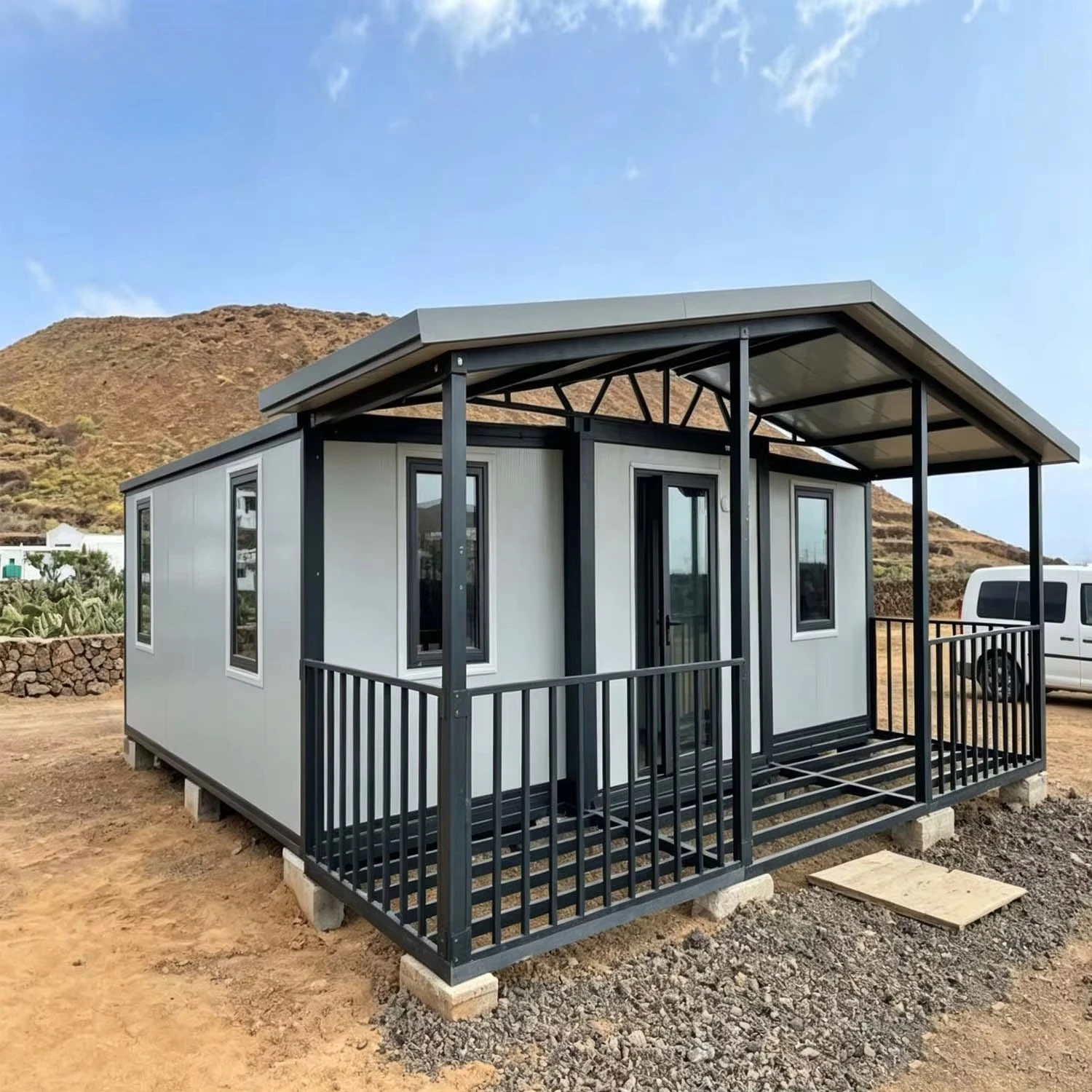 20ft/40ft Expandable Container House, Breathable Modern Design for Hotels, Schools, Warehouses & Hospitals
