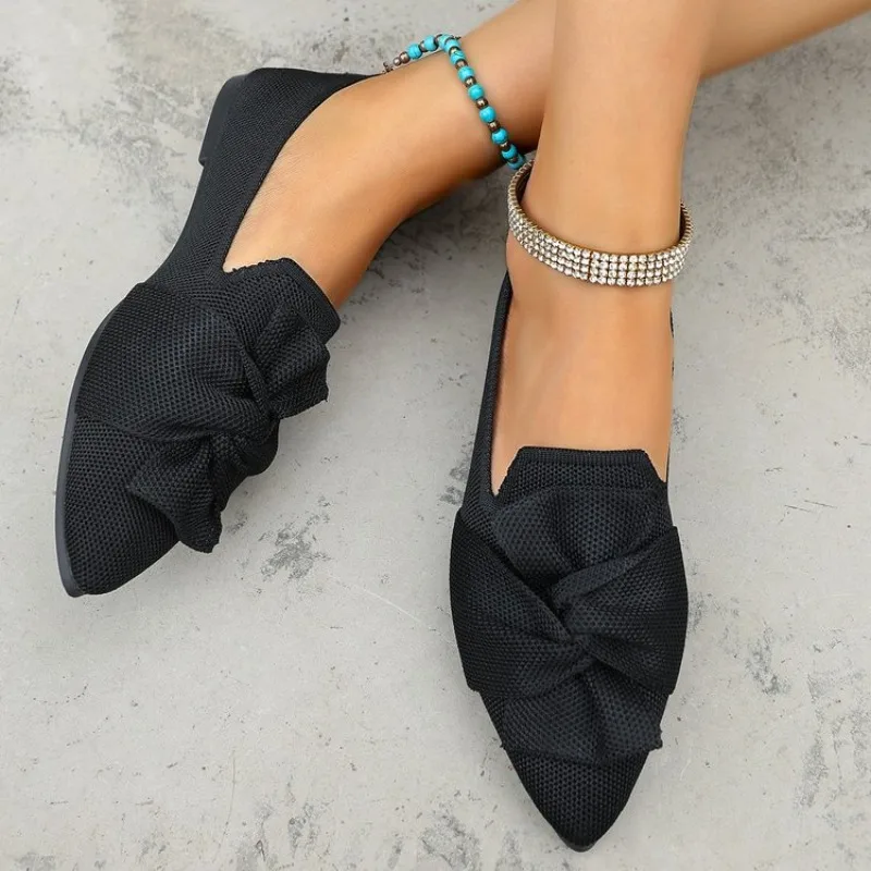 Hot Selling Plus Size Spring and Autumn Pointed Flat Sole Shoes 2026 New Plus Size Woven One Foot Casual Flat Heel Women's Shoes