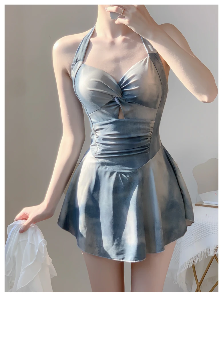 Camisa blanca de manga larga con protección solar, vestido con cuello azul teñido anudado, traje de baño de una pieza, traje de baño Sexy con cuello en V sin espalda para vacaciones en la playa