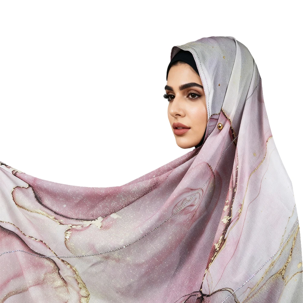 ผ้าคลุมศีรษะชีฟองแบบหรูหรา พิมพ์ลายสีน้ำชมพูทอง ประดับด้วยคริสตัลระยิบระยับ ผ้าคลุมศีรษะแบบอาหรับน้ำหนักเบาสำหรับผู้หญิง ​