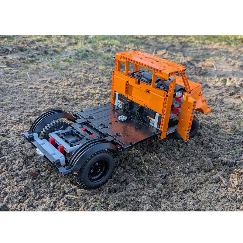 MOC-94671 รถบรรทุกขนส่งสินค้าแบบคลาสสิก รุ่นใหม่ ชุดตัวต่อ 1233 ชิ้น ของขวัญวันเกิดสำหรับเด็กผู้ชายและเด็กๆ