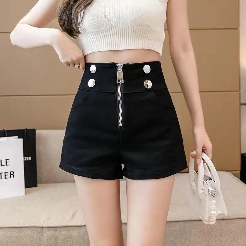 Letnie Nowe Szorty Casualowe Czarne z Wysokim Stanem, Luźne, Wyszczuplające, dla Figury Gruszki