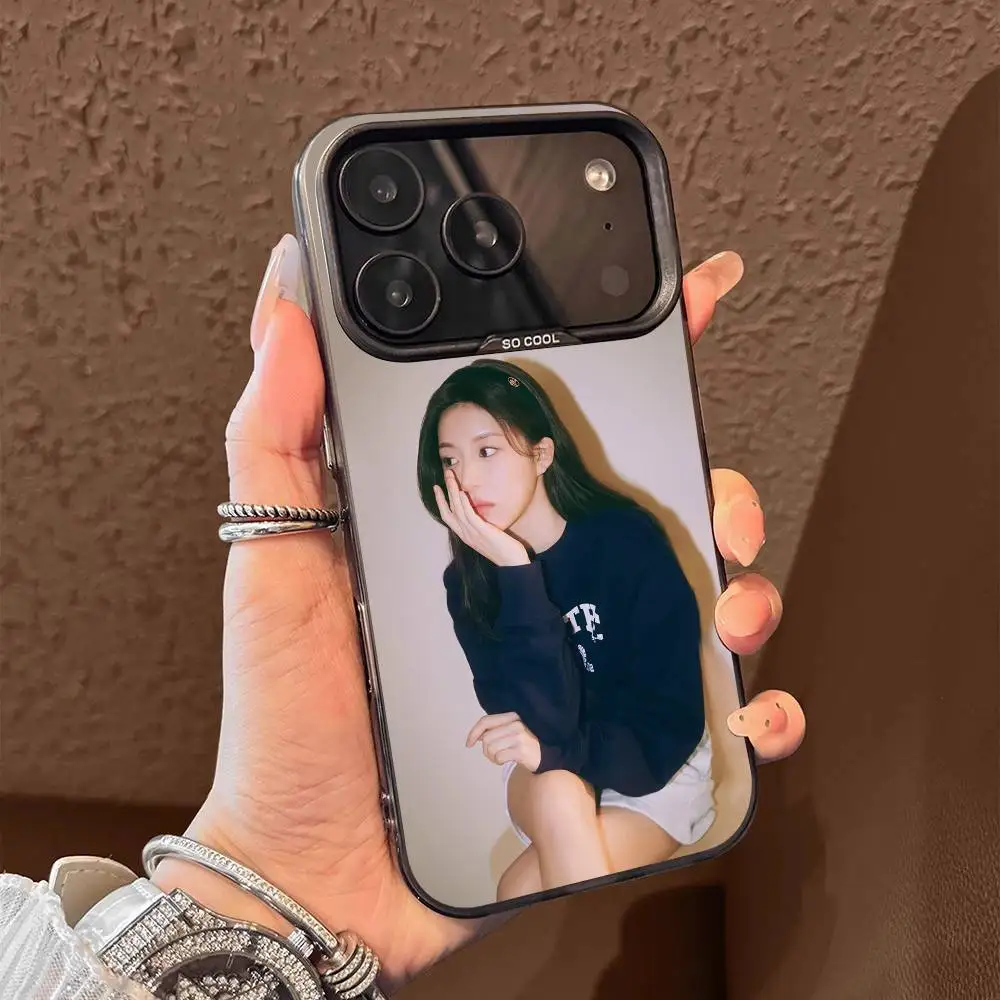 

Phone Case For iPhone 17,16,15,14,13,12,11,Pro,Max,Plus,E,Air,Mini Black Tpu G-Go Youn jung Soft Cover