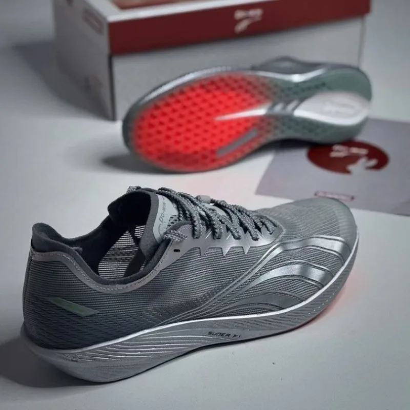 Professional Men Running Shoes Breathable Walking Jogging Shoes Unisex Outdoor Sports Shoes Light Weight Running Sport Shoe Man