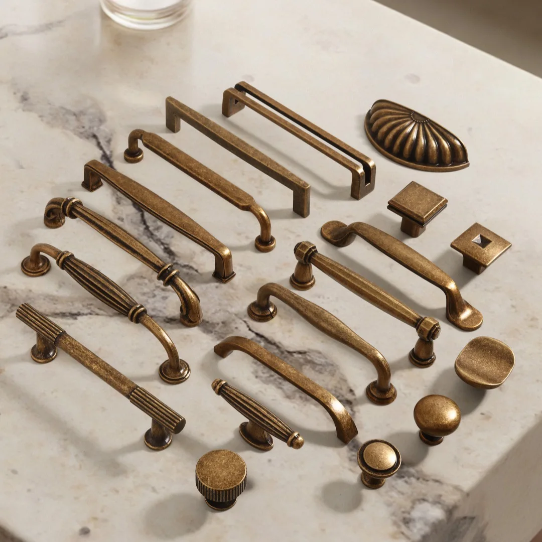 Antique Brass Cabinet Door Handle, Zinc Alloy Vintage-Style Cabinet and Wardrobe Pull, Single-Hole Drawer Knob, Furniture Hardwa