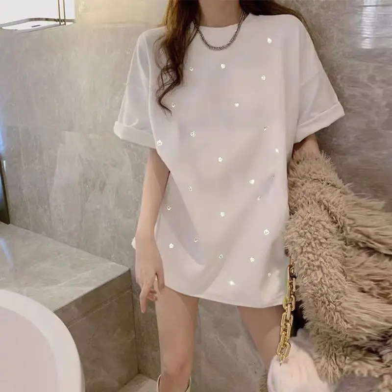 

New Summer Loose Regular Shoulder Rhinestone Small Heart White T-shirt Women's Fashion Trend