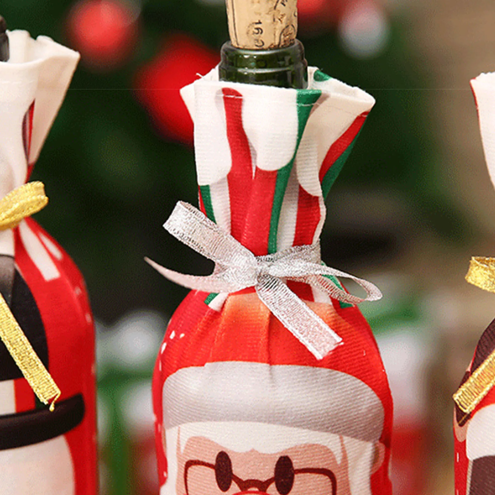 Copri bottiglie di vino di Natale Copri bottiglia decorativo per tavolo da pranzo Babbo Natale Cartoon Maglione lavorato a maglia Regalo di vino Sacchetti regalo Vacanze