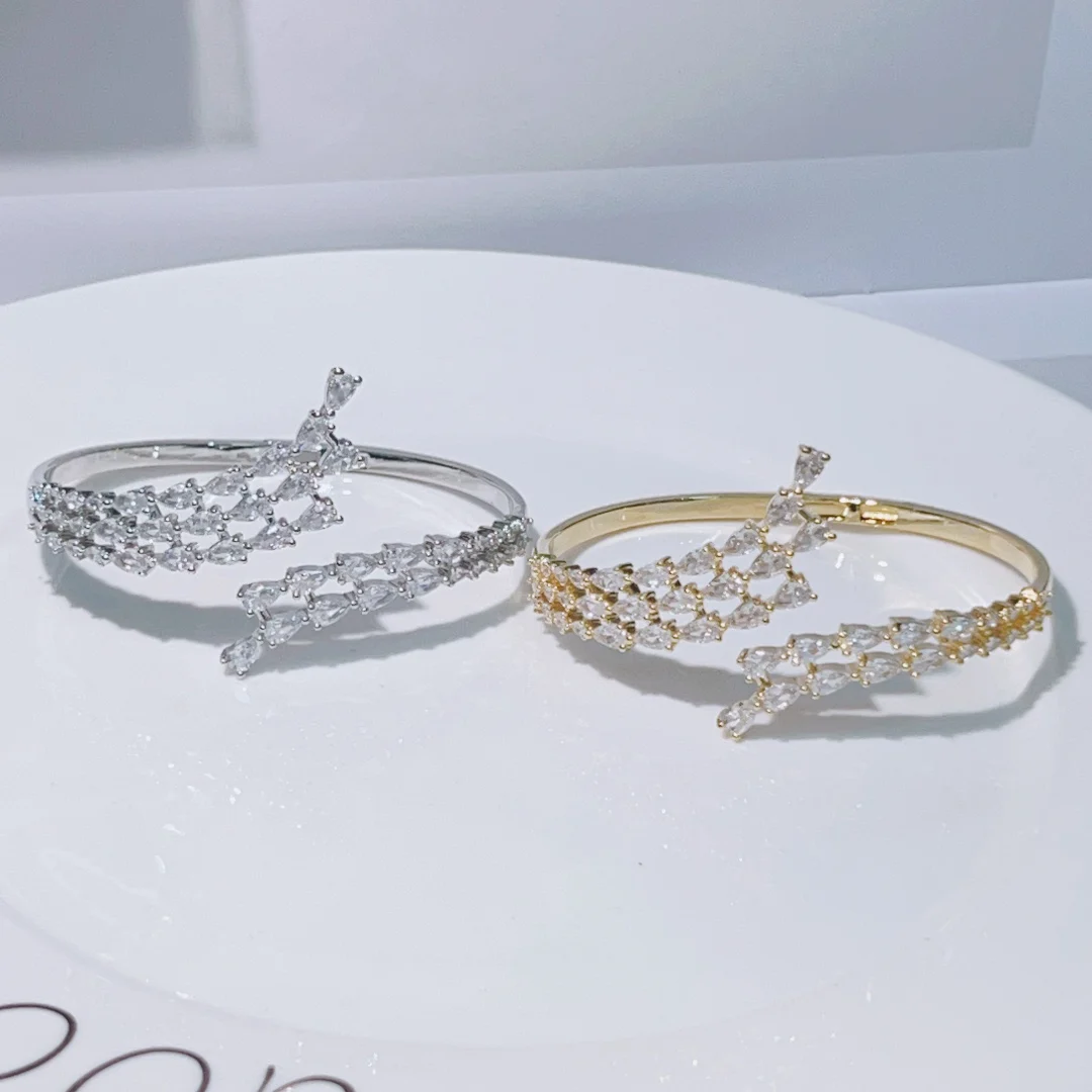 HIBRIDE Light Luxury Stunning Women Bracelet Ring Necklace Unique Jewelry Set Dubai Women Everyday Party Prom Wedding Gift B149