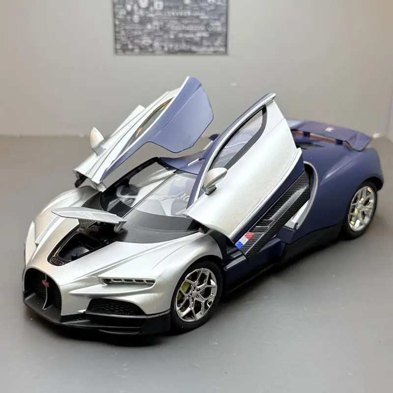 

1:24 Tourbillon Chiron Alloy Sports Car Model Diecast Metal Super Racing Vehicles Car Model Sound and Light Simulation Kids Gift