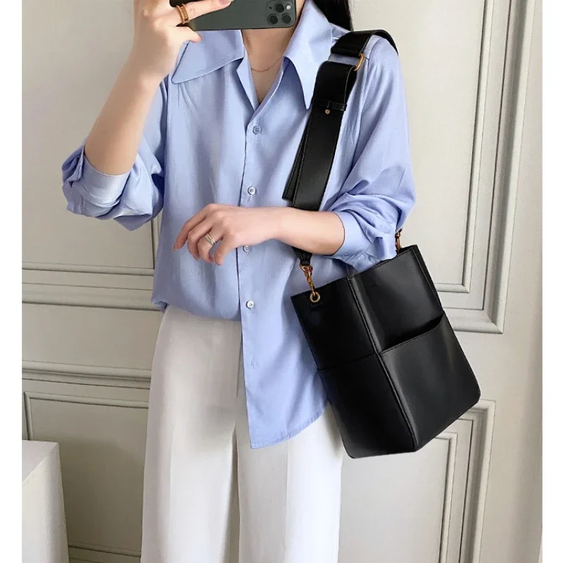 New Style Women's Tot Bag Fashionable and Elegant Bucket Women's Handbag Genuine Leather Shoulder Back Wide Shoulder Strap