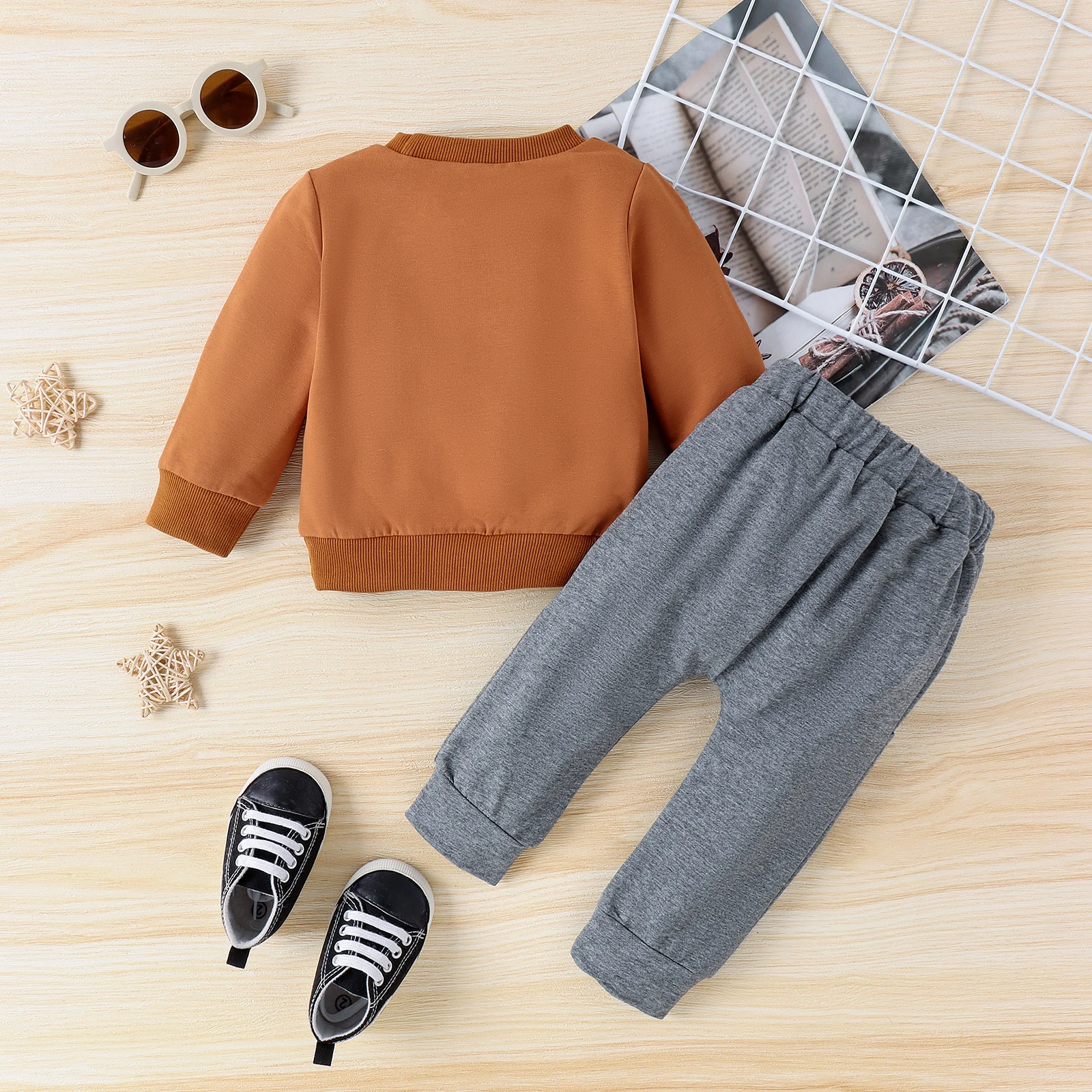 2PCS Spring And Autumn 0-3 Years Old Boys And Babies Fashionable Casual Towel Embroidery Letter Color Matching Sweater Set