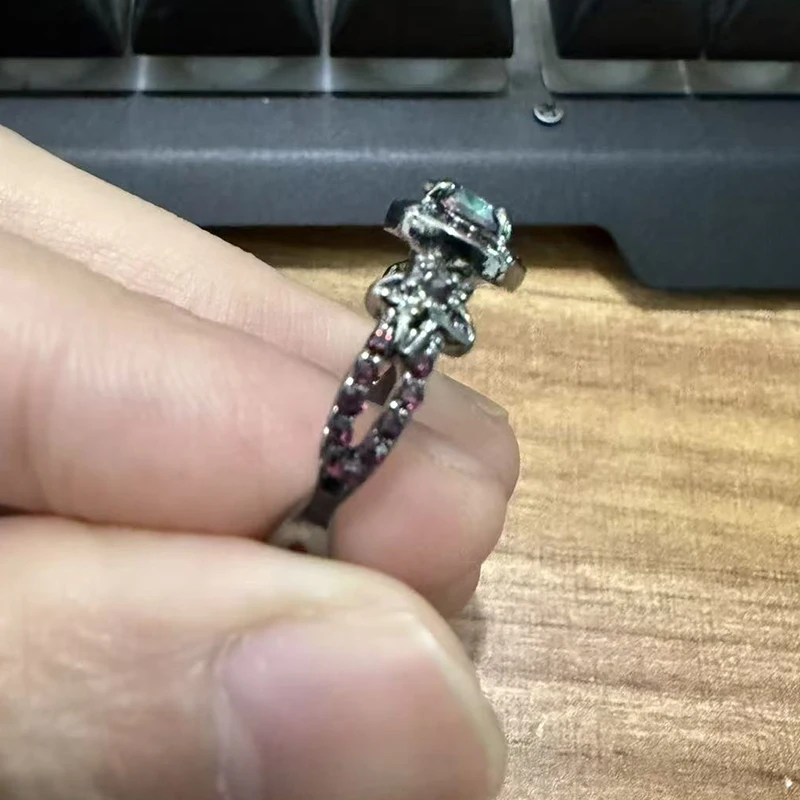 Jianjie Gothic Style Colored Crystal Zircon Inlay Women’s Rings Gun Black Delicate Unique Female Jewelry Accessories Tide