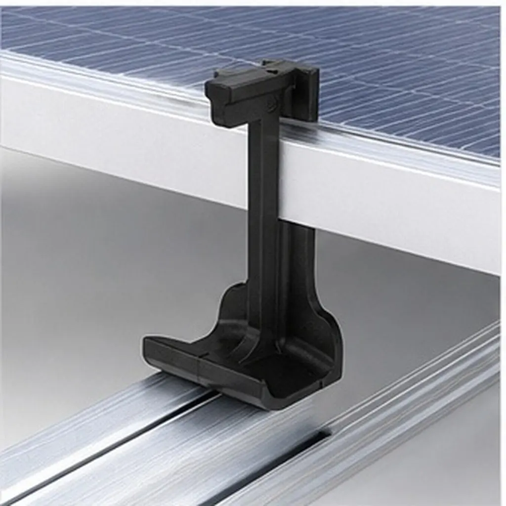 10Pcs Photovoltaic Panel Clamp Solar Stagnant Drainage Clip Durable Plastic Solar Panel Cleaning Clip for Large Installation