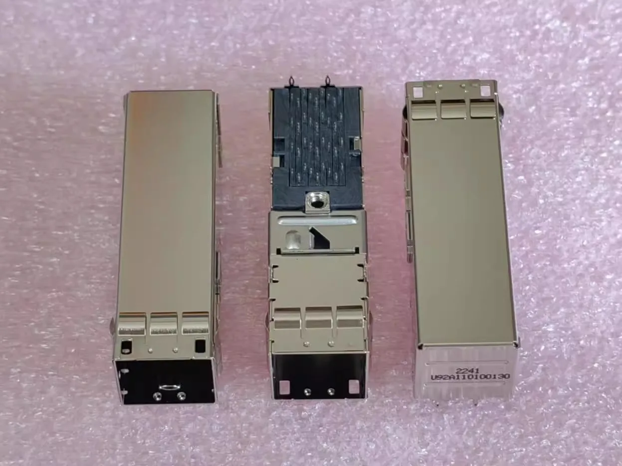 

10pcs SFF8644 socket U92-A110-1001-30 12G mini SAS HD 36P