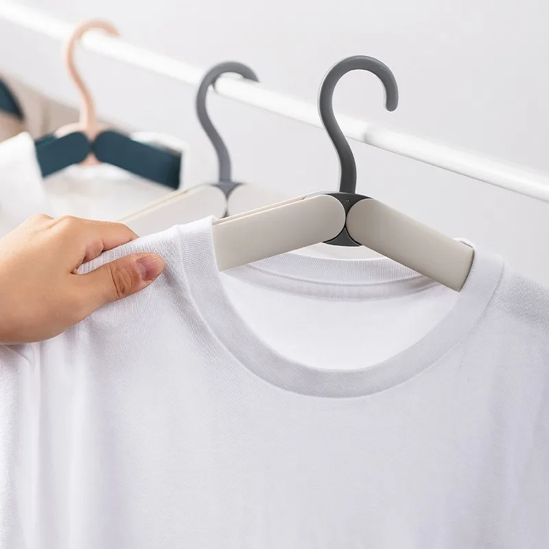5PCS Folding Clothes Hanger Portable Plastic Multi-functional Clothes Hanging and Drying Rack with Clip for Business Trips