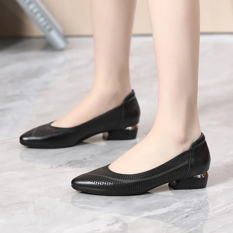 2024 Spring Summer New Designer Low Heels Shoes Women Large Size Pumps Brand Genuine Leather Ladies Luxury Fashion Party Shoes