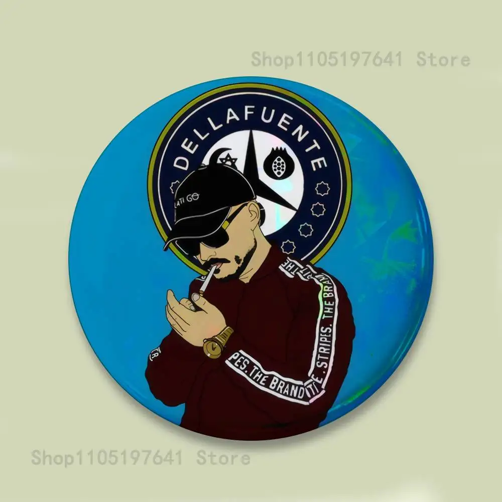 D-Dellafuente F C شارات زر مستدير الإبداعية دبوس بروش شارة حقيبة ديكور المشجعين جمع هدايا الأصدقاء