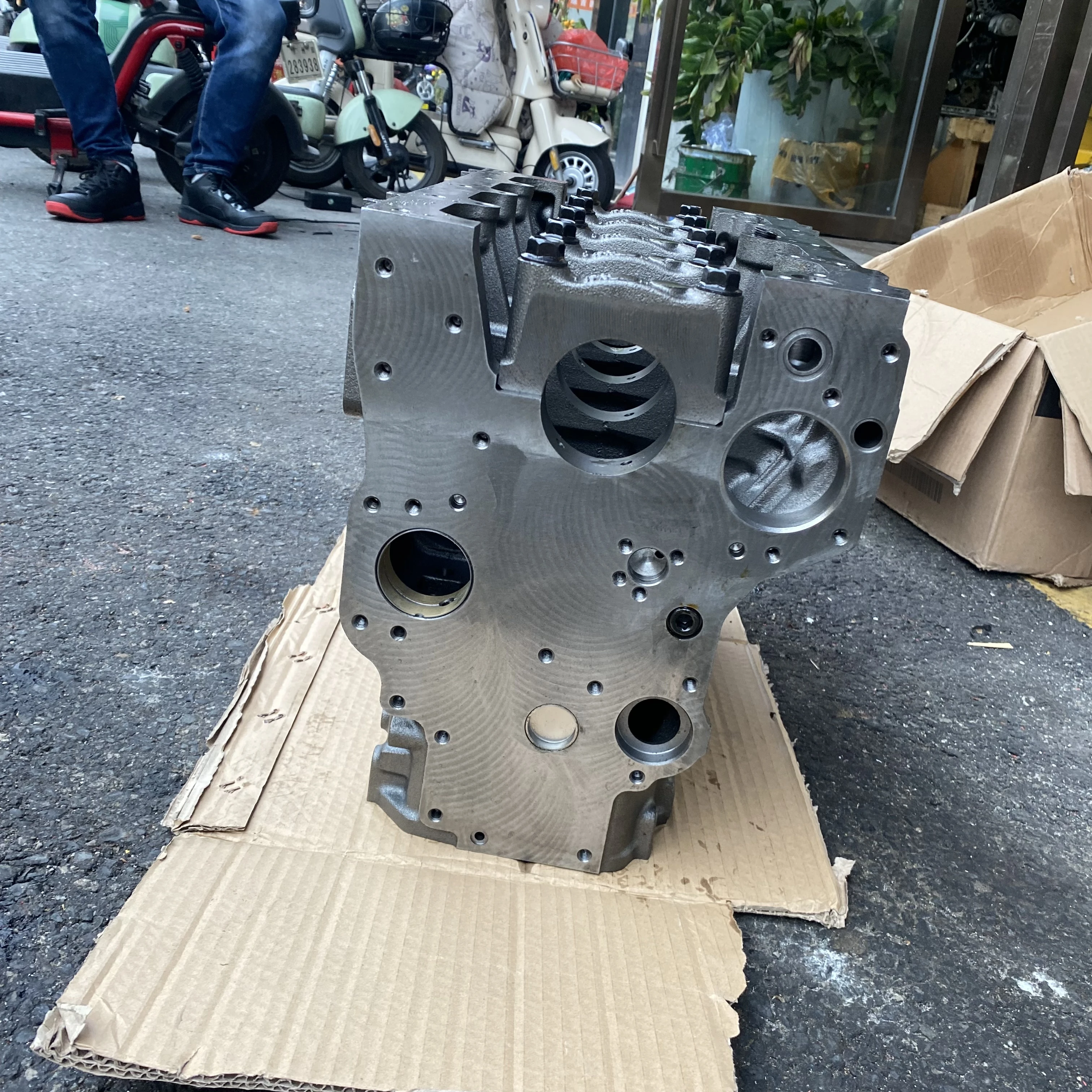 High Quality New 4TNV94 Diesel Engine Cylinder Block 729906-01560 For YANMAR Engine Spare Parts