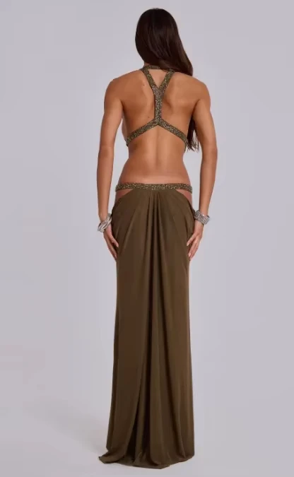 セクシーな背中見せスパンコールホルタードレス レディース ノースリーブ オフショルダー ホローアウト プリーツ マキシドレス 新作 レディース イブニングパーティーガウン