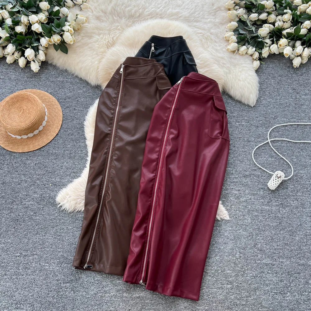 

Clothland Stylish PU Leather Pencil Skirts High Waist Zipper Design Slim Red Black Female Office Wear Long Skirts Mujer BA356