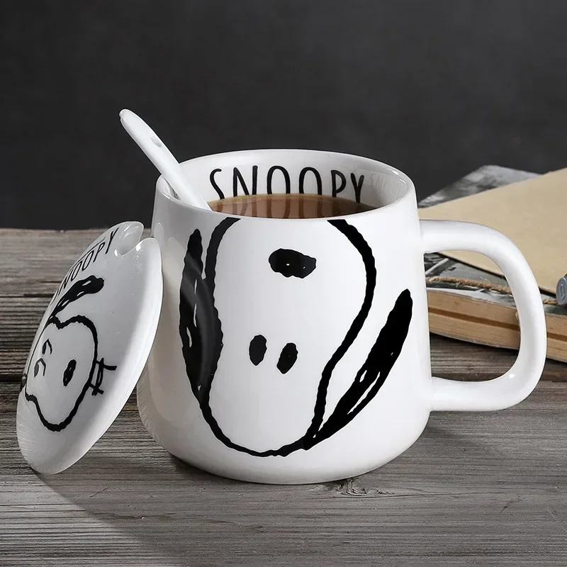 Бутылка для воды Snoopy Paeanuts, мультяшные керамические кружки, кофейные чашки с ложкой и крышкой, бесплатная доставка, кавайная бутылка для воды для напитков