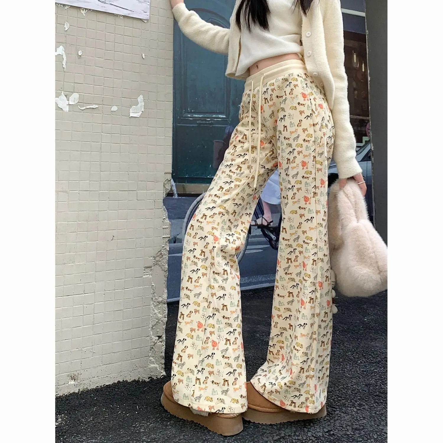 

Повседневные спортивные штаны с полным принтом для женщин осенью, с высокой талией и утягивающими брюками-клеш на шнурке, прямая подкова