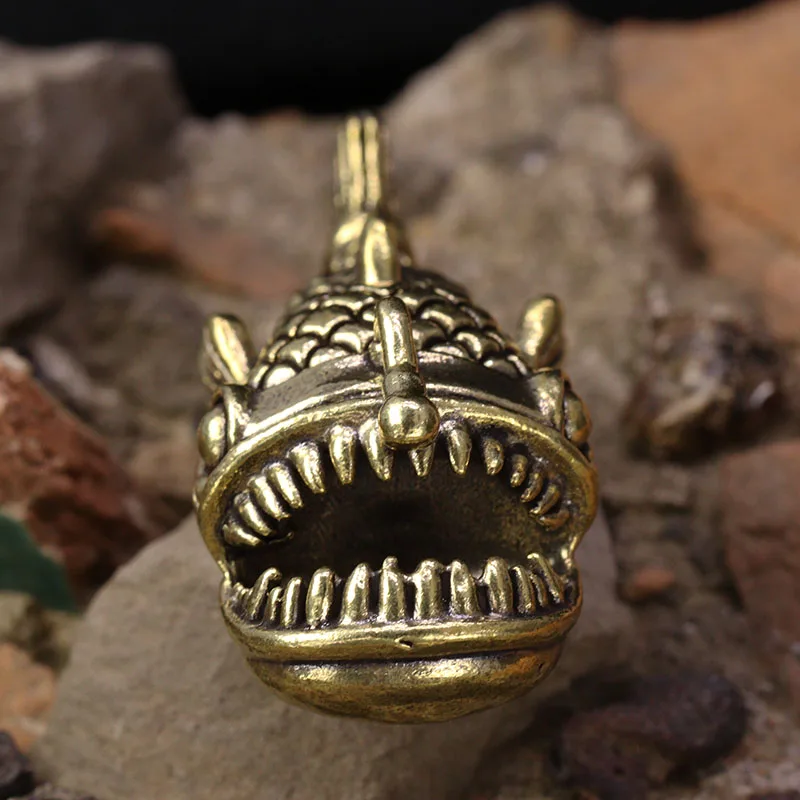 Vintage Brass Lantern Fish Miniature Figurine Solid Metal Sea Animal Marine Creatures Desktop Statue Ornament Decor Tea Pet Gift