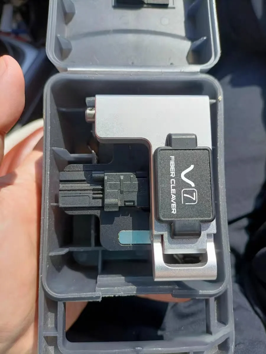 Used Second Hand High Quality High Precision Fiber Cleaver V7 For Fusion Splicer Welding Machine