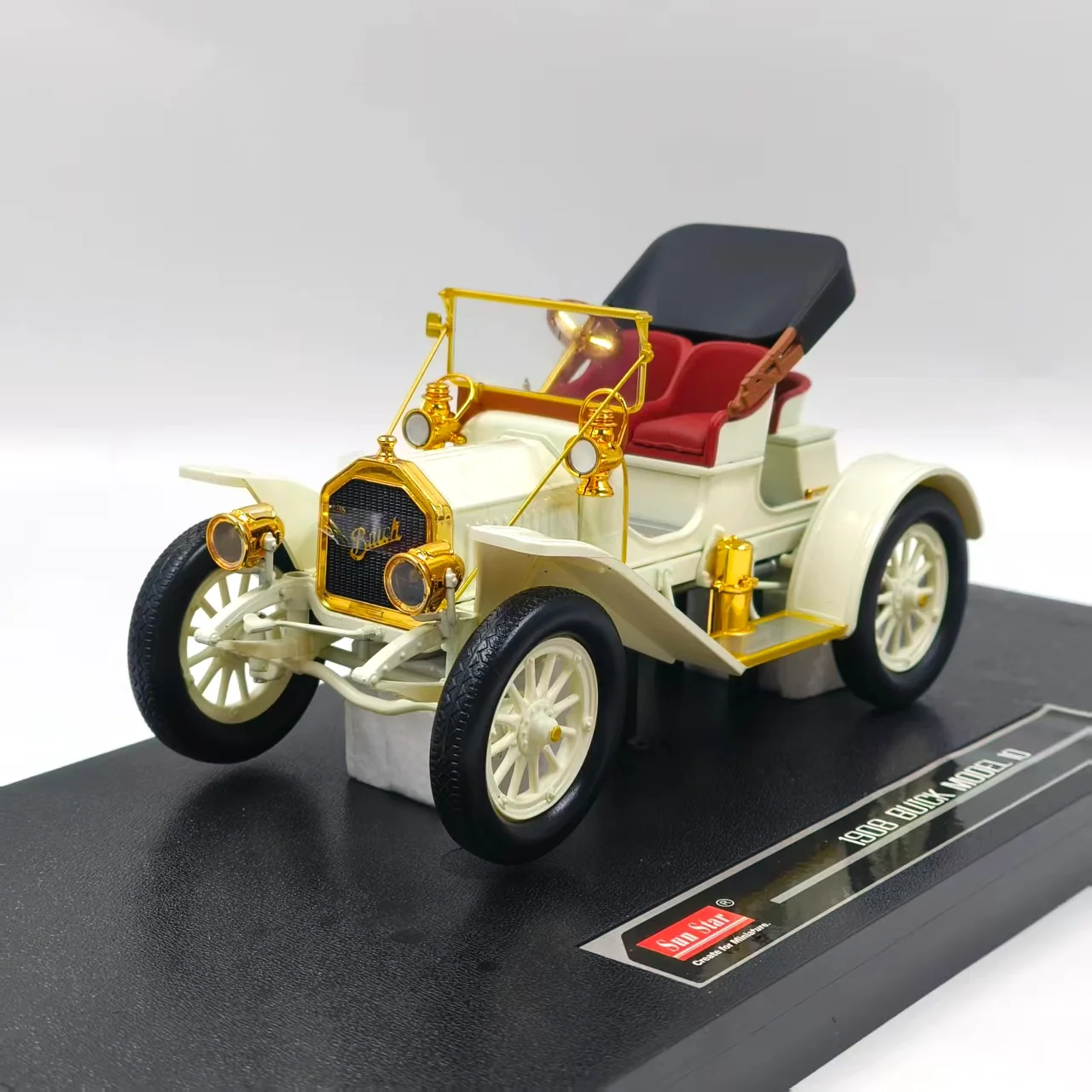 Diecast 1:18 Scale 1908 Buick 10 Classic Alloy Car Model