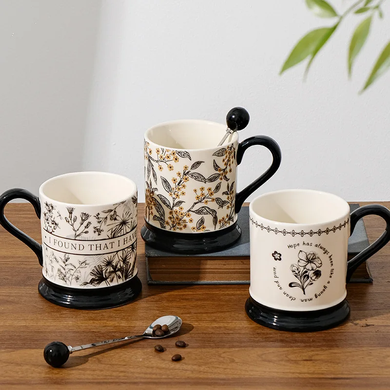 

Retro Ceramic Mug with Spoon Set Niche Design Sense Drinking Office Coffee Cup High-end Classic Gift Household Drinking Utensils