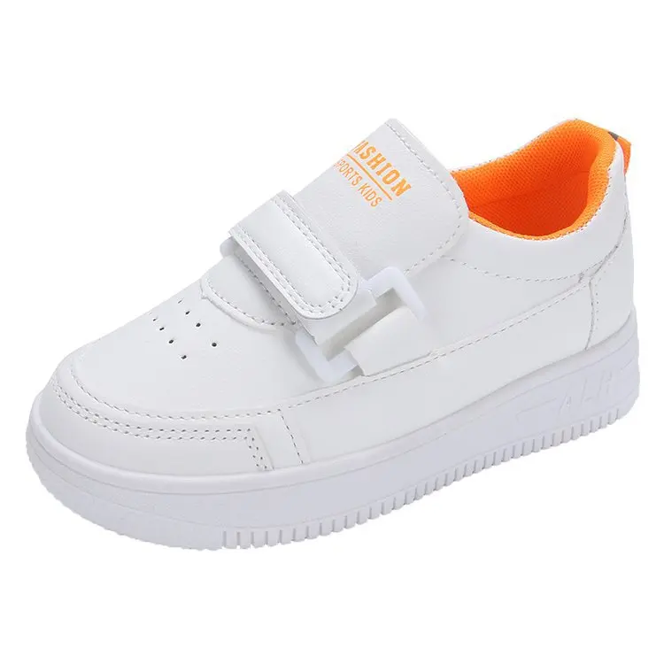 Zapatos blancos pequeños para niños, zapatillas de tablero para niñas, suela suave, informales, primavera y otoño, 2024