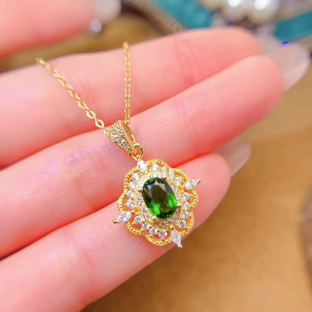 

KJJEAXCMY High End Women's Pendant Natural Diopside S925 Silver with Electroplating Boasting High Clarity Full Brilliance