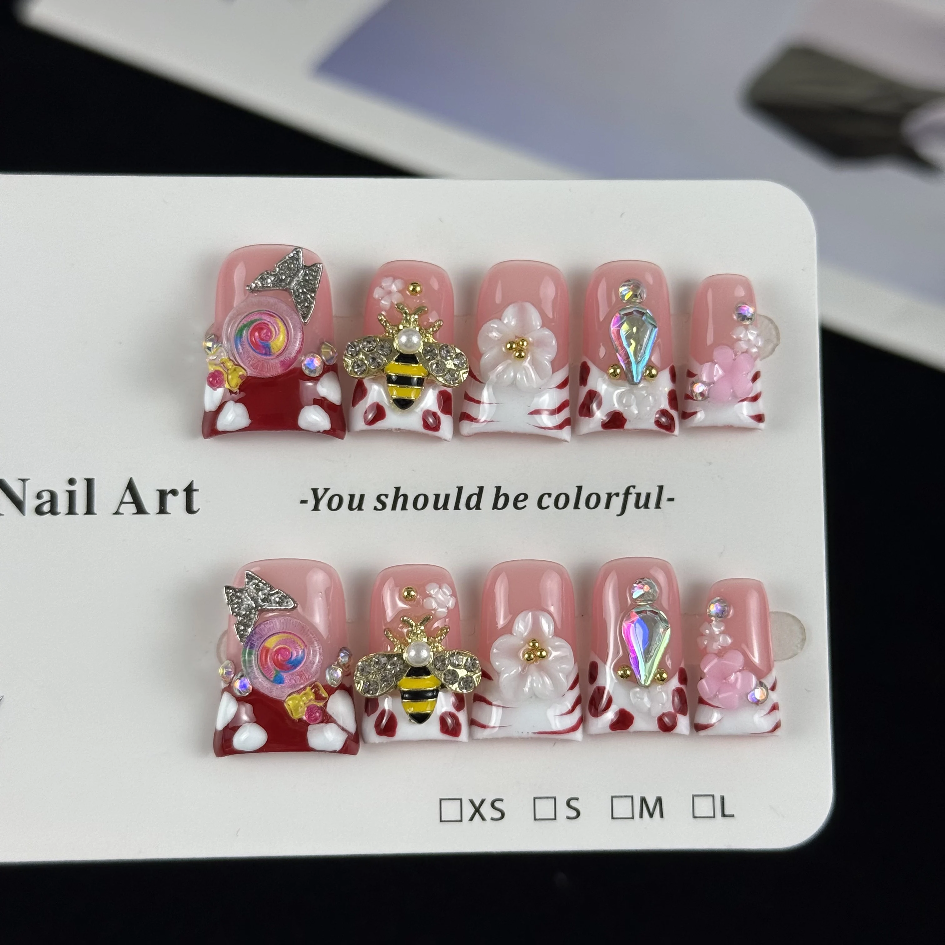 10pcs high-end Cute cartoon style, hand-painted zebra pattern, three-dimensional disc, bee, flowers, candies, glittering diamond