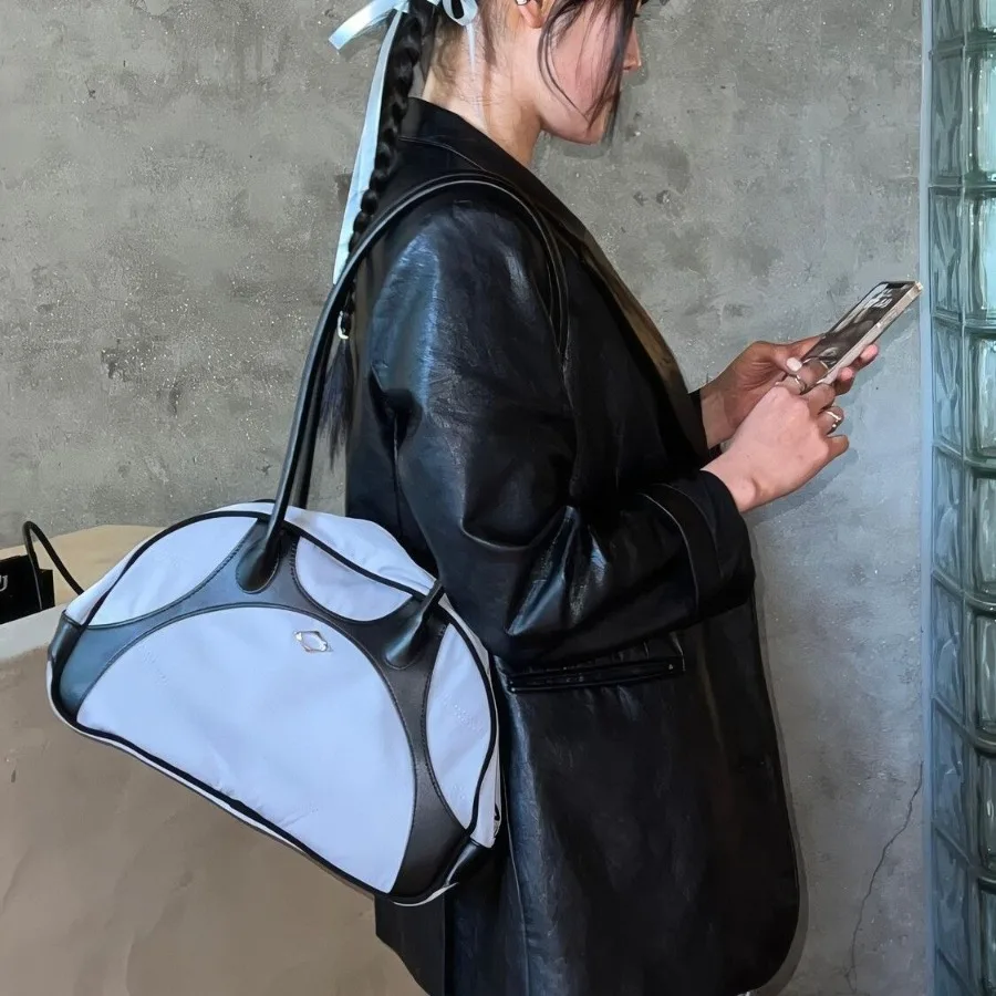 

Fashion simple niche rhombus metal bowling bag handheld large-capacity commuting casual underarm bag shoulder female bags