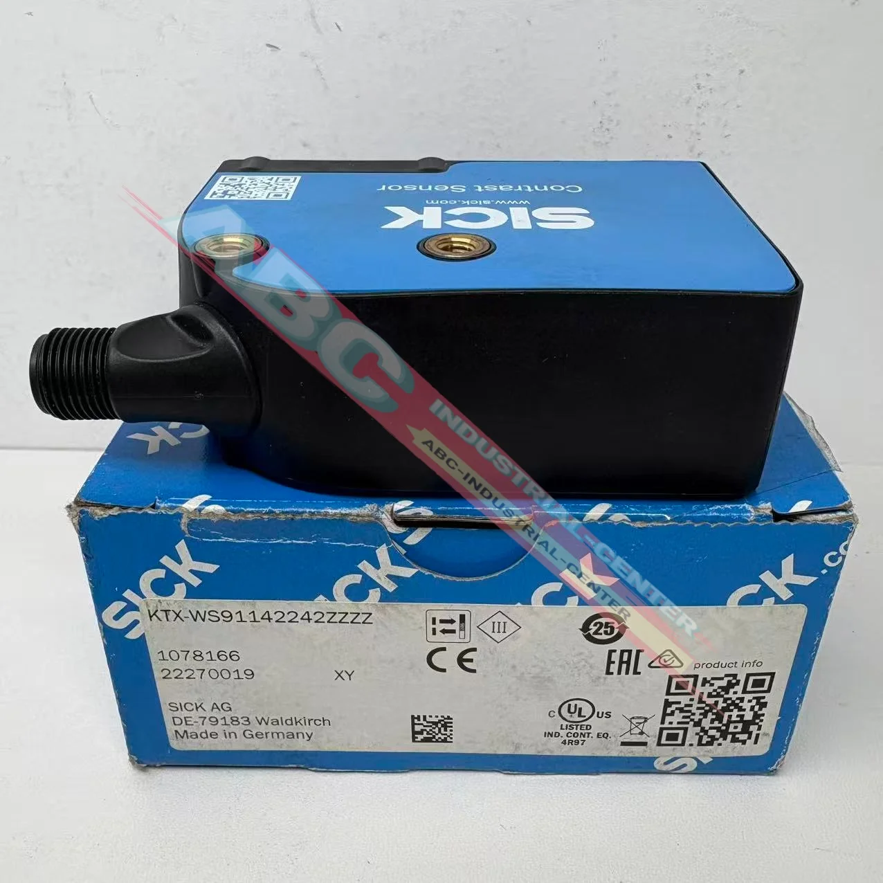 

Brand new KTX-WS91142242ZZZZ 1078166 Color mark sensor