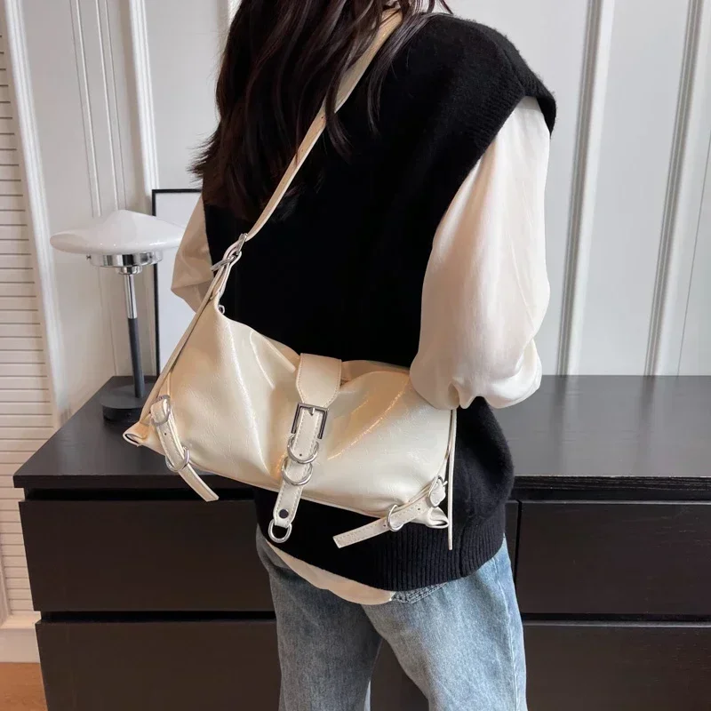 PU High Quality Women\'s Bag Fashionable, Simple, Large Capacity High Quality Shoulder Bag Summer Solid Color Versatile Handbag