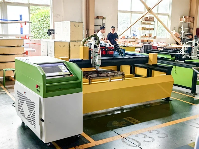 NC Laser Cutting Machine 1500 3000 Watt Decorate Grilles Doors Servo Motor Hangings 3015 2060 CNC Laser Cutting Technology