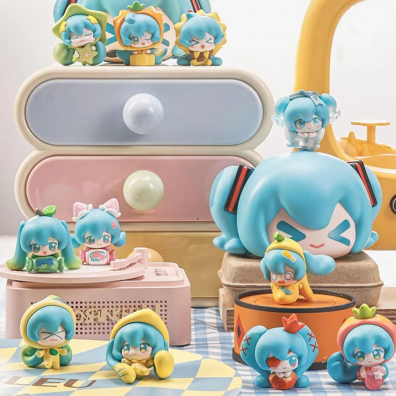 新しい初音ミクのブラインドボックス、ミステリーボックストイズ、フルーツキャンディミニミクアクションフィギュア、アニメフィギュア、可愛い車のダッシュボードデコレーションスタチュー
