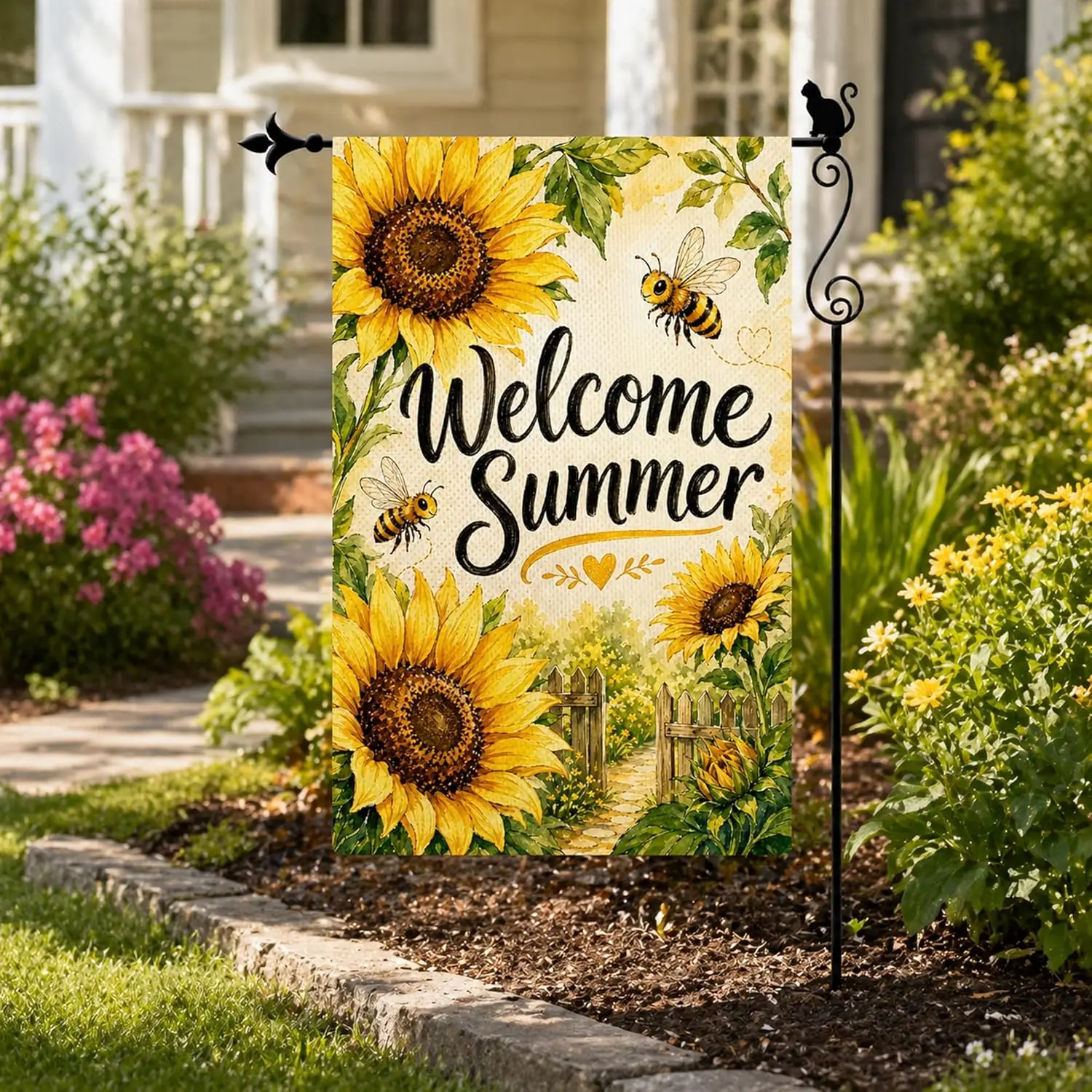 Welcome Summer Sunflower Bee Garden Flag, Double Sided 12 x 18 Inch Burlap Outdoor Yard Flag for Porch Patio Lawn Decor PPZ