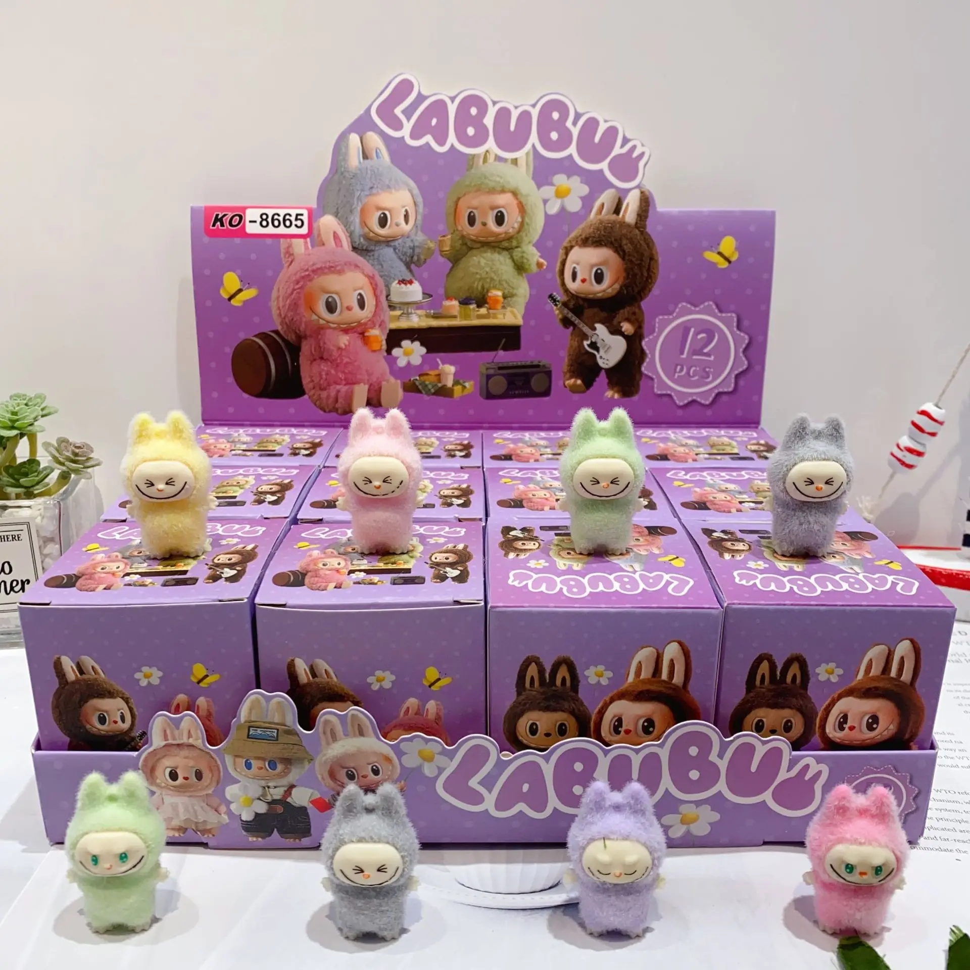 Labubu 서 있고 앉아 자세 미니 인형 블라인드 박스 12pcs Kawaii 장난감 데스크탑 장식 장식품 컬렉션 크리스마스 선물