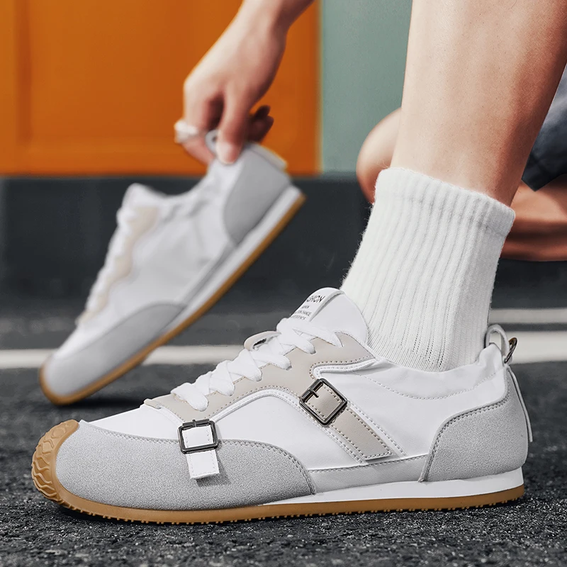 

Casual Sneakers 2025 New Men's Breathable Four Seasons Outdoor Soft Sole Comfortable Running Shoes Student Sneakers tenis homem