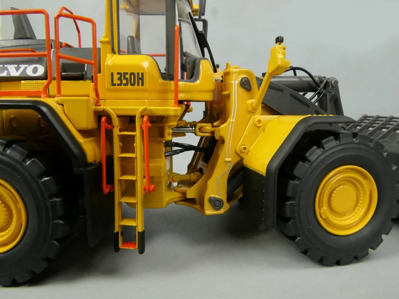 1:50 scale L350H Wheel Loader Alloy Engineering Vehicle Model Gifts Souvenir Toys