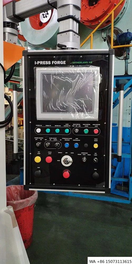 2500-Tonnen-Pressmaschine für langes Hub und warmes Schmieden